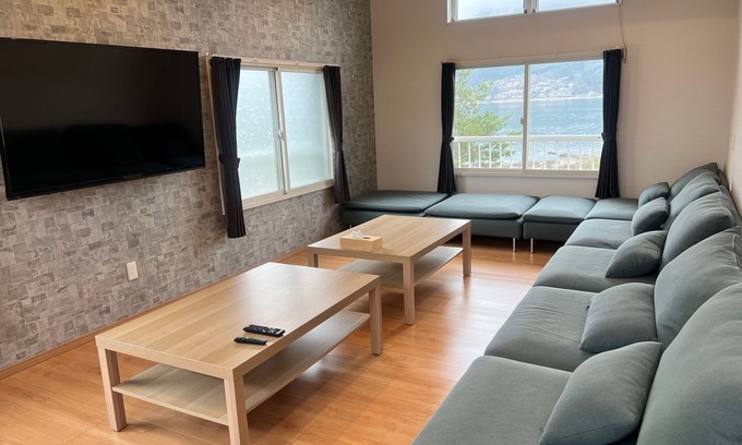 Fujikawaguchiko Hotel | One building is rented away room without meals K / Minamitsuru-gun Yamanashi