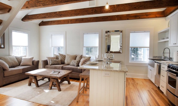 Old Town Eigentumswohnung | One Market Square - Komfortable Luxuswohnung im Zentrum von Downtown Pinehurst