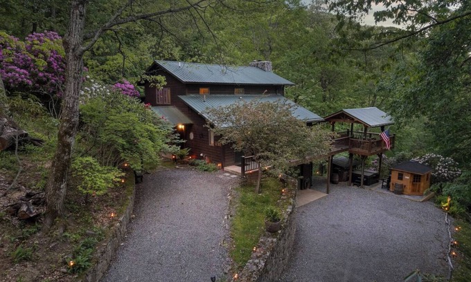 Wolf Laurel Haus | One of a kind, Creek Front Lodge 3 floors, 2 kitchens, long distance views.