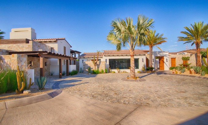 San Jose del Cabo Villa | One-of-a-Kind Luxury Living