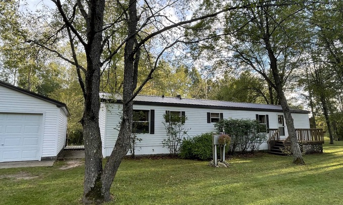 Thompsonville Haus | Nur 5 Minuten bis Crystal: Bitte lesen Sie unsere Bewertungen und übersehen Sie diese nicht!