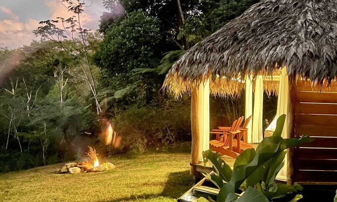 Puerto Jimenez Kabine | Open Cabin in the Jungle, sea View, Campfire and Breakfast