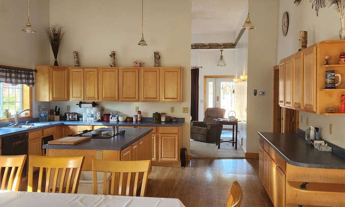 Whipholt Haus | OPEN Dates on Leech Lake home; NEW property offering, All dates open Book Now