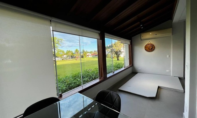 Frade Wohnung | Opposite the Fasano Hotel, the beach and the Marina.