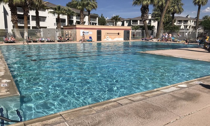 St. George Resort | Opulent Desert Oasis @ Las Palmas Resort