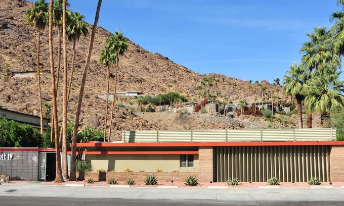 Historic Tennis Club Hotel | Orbit In - 21 and Over