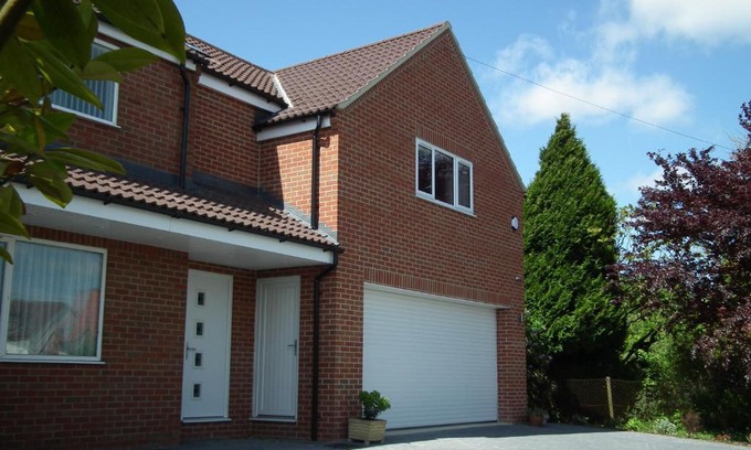 Whitminster Bed & Breakfast | Orchard View B&B