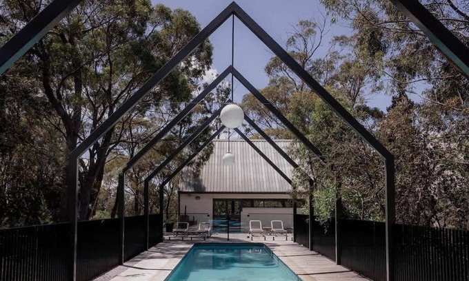 Spring Beach Haus | Orford Pavilion - Luxe retreat on coastal acreage