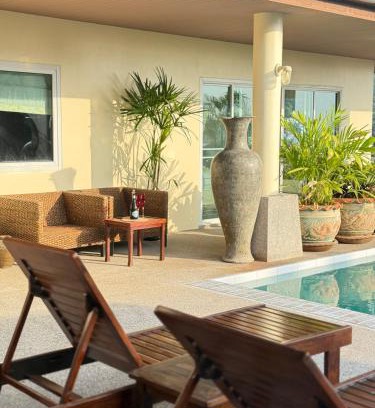 Patong Villa | Over the Moon villa