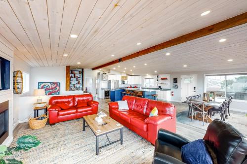 Newport Haus | Overlook