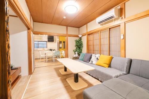 Kita Ward Haus | oyadoya nagoya kusu 名古屋 大人数貸切ホテル 最大9名 ペット可 駐車場有り