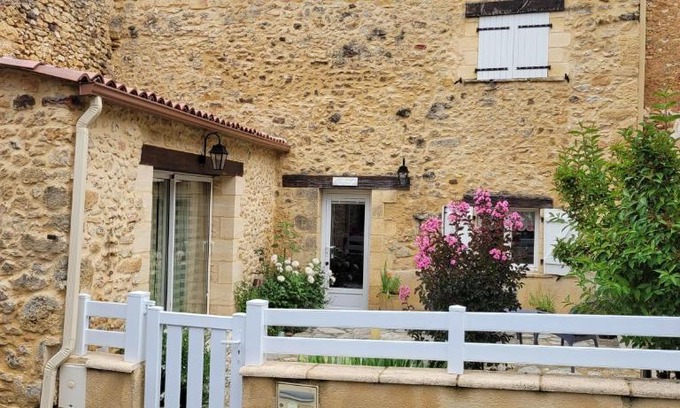 Sagelat Haus | Périgord noir Gîte les Sauges Rouges 3 étoiles