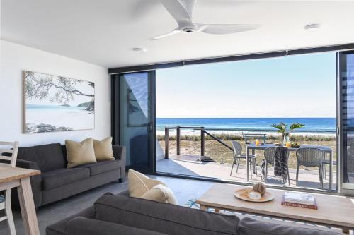 Wooli Haus | Pacific Dawn on the Beach Two
