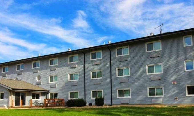 Oregon Hotel | Paddle Wheel Inn