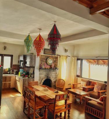 Majkhali Wohnung | Panorama by Meraki - Entire villa with Himalayan View