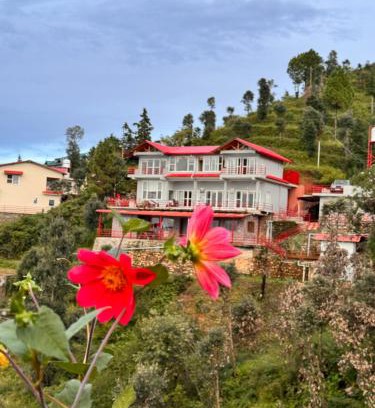 Kaul Haus | Panorama Villa at Hartola by Kusumith Retreats