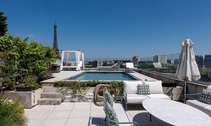 16th Arrondissement Wohnung | Par021 - Penthouse with private pool in Paris