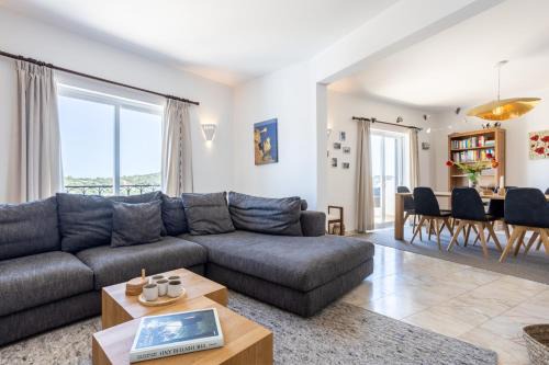 Figueira Haus | Paraíso dos Pássaros