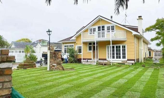 Parakai Haus | Parakai Geothermal Motel
