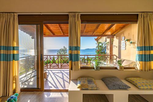 Astros Wohnung | Paralio Astros Beachfront Suites