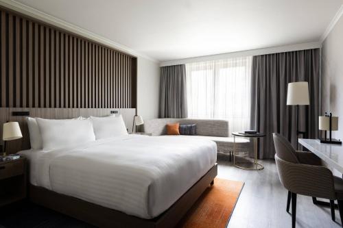 Roissy-en-France Hotel | Paris Marriott Charles de Gaulle Airport Hotel