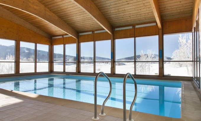 Les Rousses Wohnung | Schwimmbad, Parkplatz, Fernseher, 15m², Les Rousses