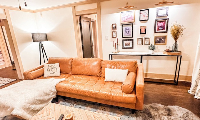 South Hyde Park Haus | Parkside Haven - with electric scooters ARi-BNB Super-host