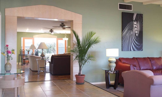 Montgomery Park Haus | Ballon Fiesta-Okt. 4-10 jetzt erhältlich, Schlafmöglichkeiten für 20/7 Bd / 6 Bad / Lg. Whirlpool 395 $