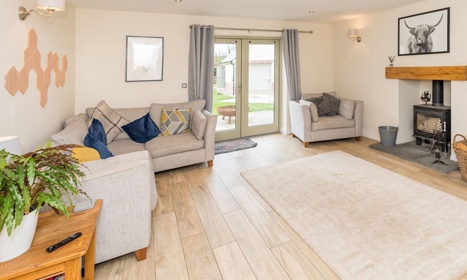 St Martins Sonstige | Pass the Keys | 2 Beech Tree Lane a 4 bedroom house
