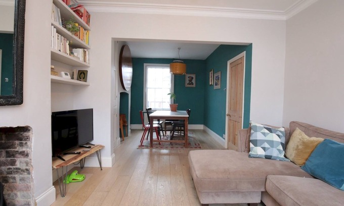 Oxford Haus | Pass the Keys | Charming Victorian Townhouse Central Oxford