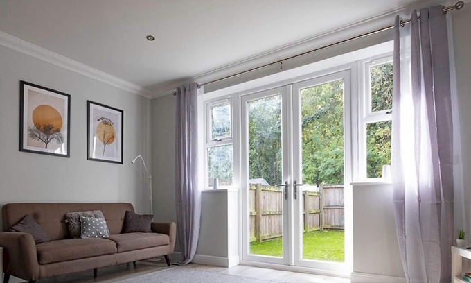 Scunthorpe Haus | Pass the Keys | Entire House sleeps 6 I Pass The Keys