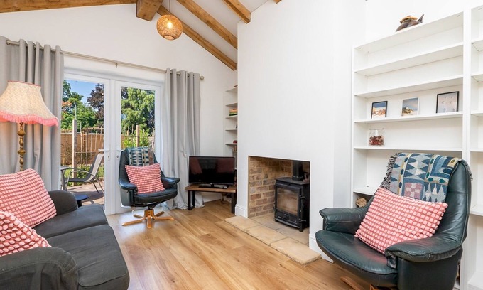 Combe Down Haus | Pass the Keys | Spacious family home with parking