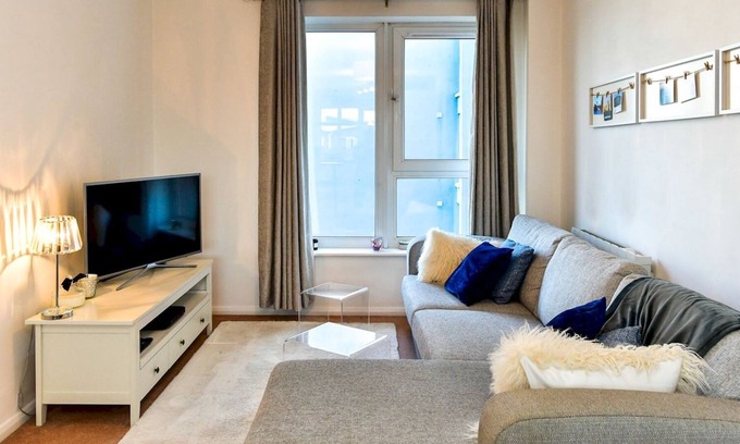 Grangetown Wohnung | Pass the Keys | Waterfront 2 Bedroom Apartment