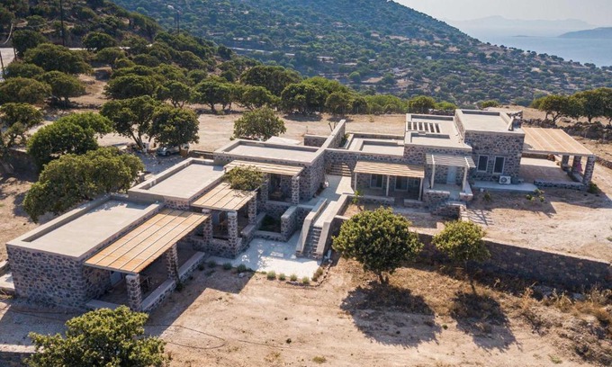 Nisyros Wohnung | Pavlaina Complex of Traditional Residences in Nisyros. Enjoy the garden and the Sea View