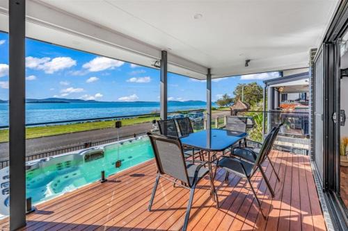 Tanilba Bay Haus | Peace In Paradise near Nelson Bay- waterviews, spa, adventures