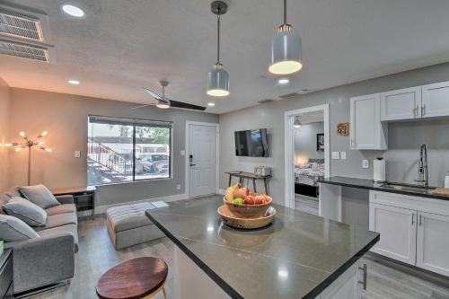 Apache Junction Wohnung | Peaceful Apache Junction Condo about 1 Mi to Downtown!