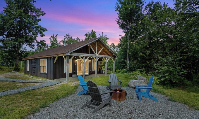 Surry Kabine | Peaceful Cabin in the Woods