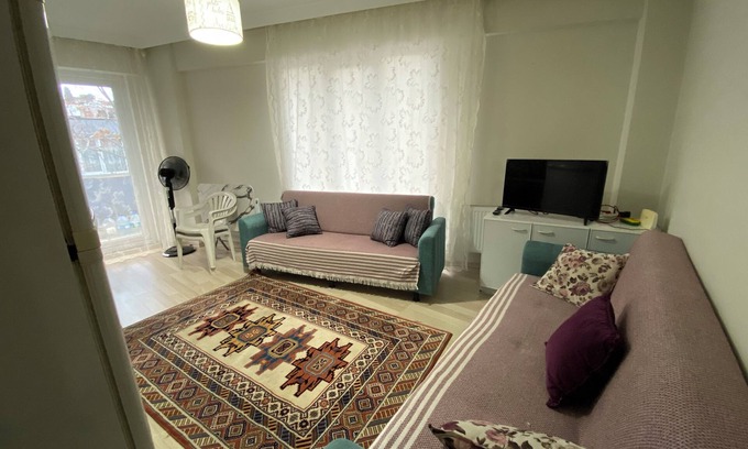Canakkale Wohnung | Peaceful Home with Center in Charming Çanakkale
