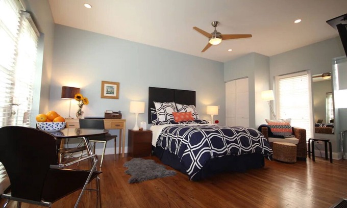 Edgewater Wohnung | Komplett ausgestattetes Studio im europäischen Stil in großartiger Nachbarschaft, privater Eingang.