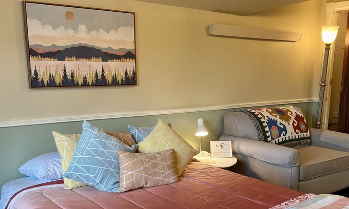 Whitewood Wohnung | Peaceful Studio Apt. in the ❤ of the Black Hills