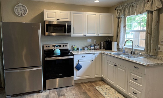 Sorrento Haus |  Peaceful Two Bedroom Guest House near Wekiva River and State Parks 