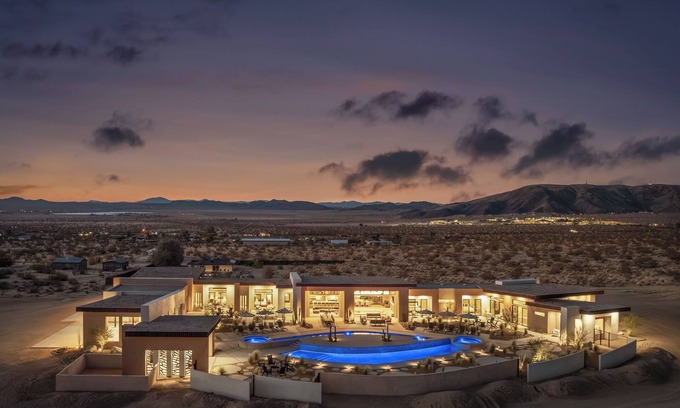 Panorama Heights Haus | Peak by Fieldtrip | 8 BR Modern Oasis | 2 Pools