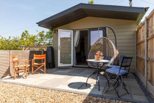 Whitstable Haus | Pear Tree Cabin