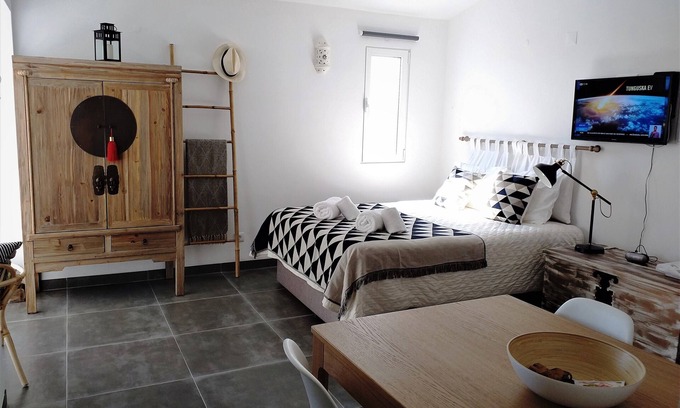 Santa Luzia Wohnung | Del Rei Waterfront Loft Stones