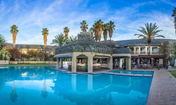 Mmabatho Hotel | Peermont Walmont at Mmabatho Palms