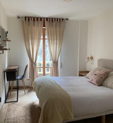 Navia Haus | Pensión Cantabrico