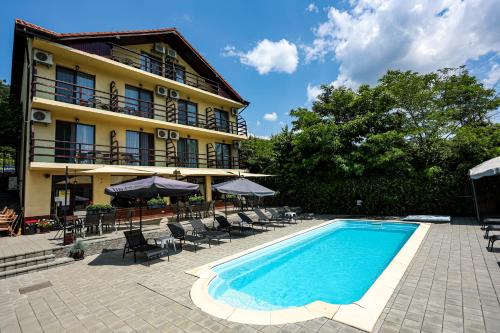 Orsova Haus | Pensiunea Celestin