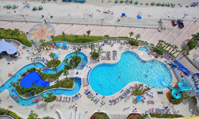 Brush - Stewarts Eigentumswohnung | Penthouse 1 BR Villa Direct Oceanfront Wyndham Ocean Walk Resort Daytona Beach | 1910