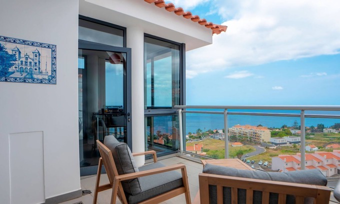 Canico Wohnung | Penthouse Paradisus by LovelyStay