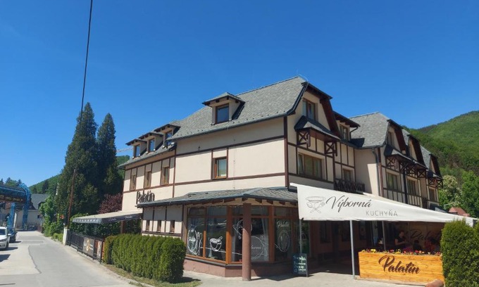 Rajecke Teplice Haus | Penzión PALATÍN